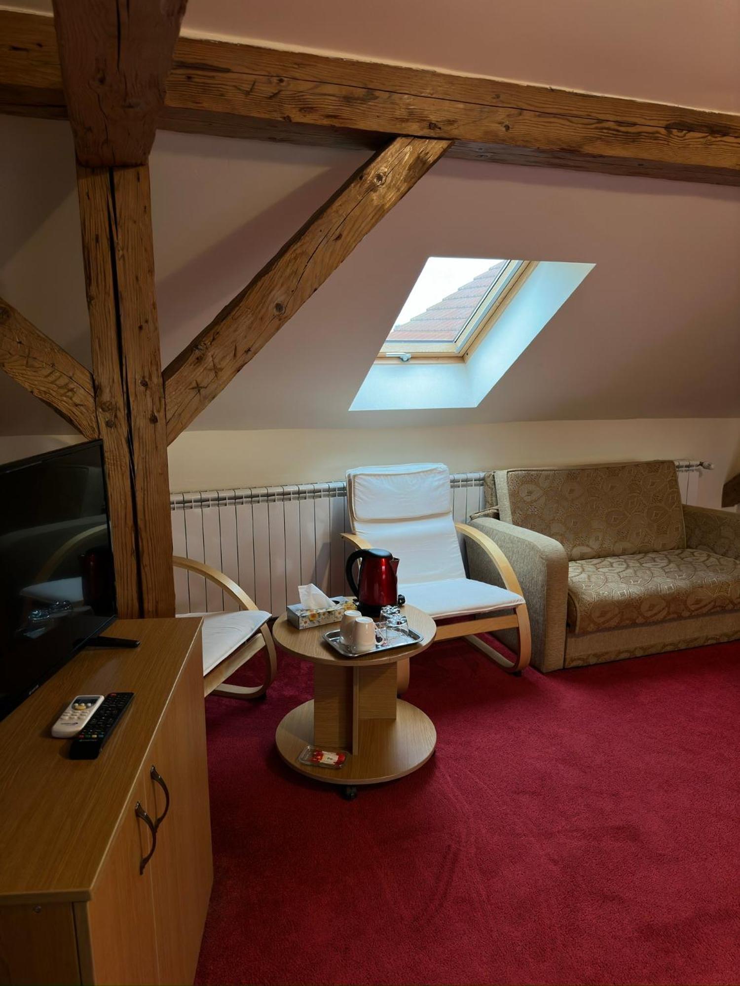 Antique Aparthotel อัลบายูเลีย ภายนอก รูปภาพ