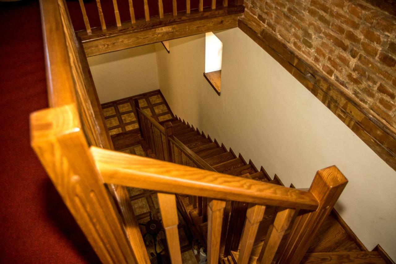Antique Aparthotel อัลบายูเลีย ภายนอก รูปภาพ