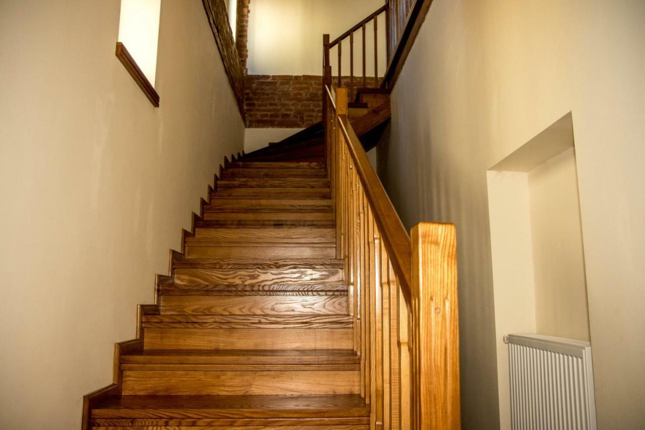 Antique Aparthotel อัลบายูเลีย ภายนอก รูปภาพ