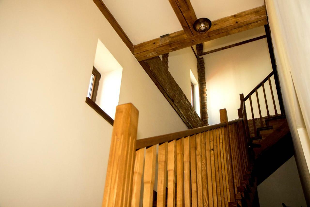Antique Aparthotel อัลบายูเลีย ภายนอก รูปภาพ