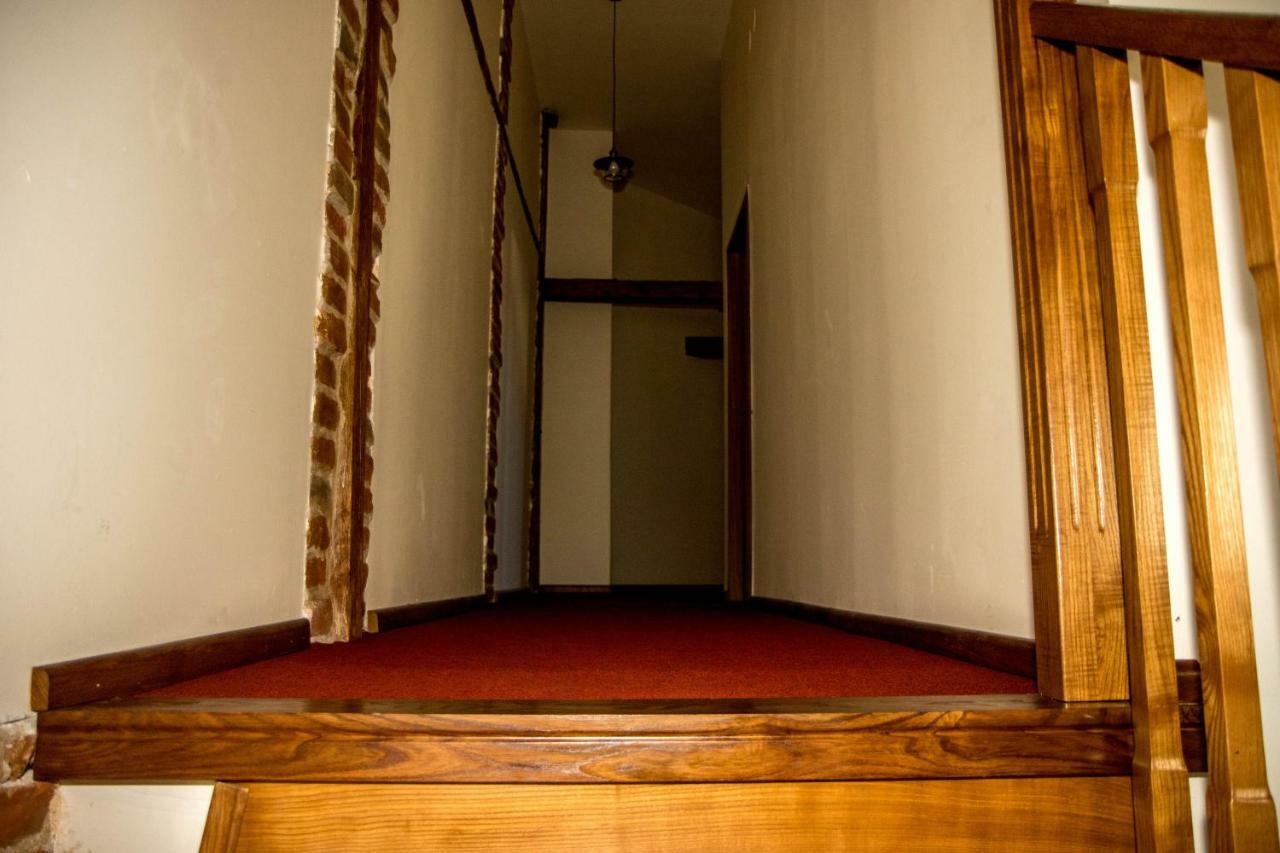 Antique Aparthotel อัลบายูเลีย ภายนอก รูปภาพ